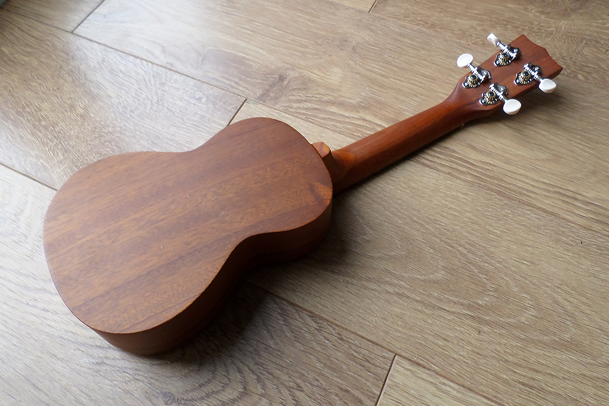 Ohana SK-25 ukulele